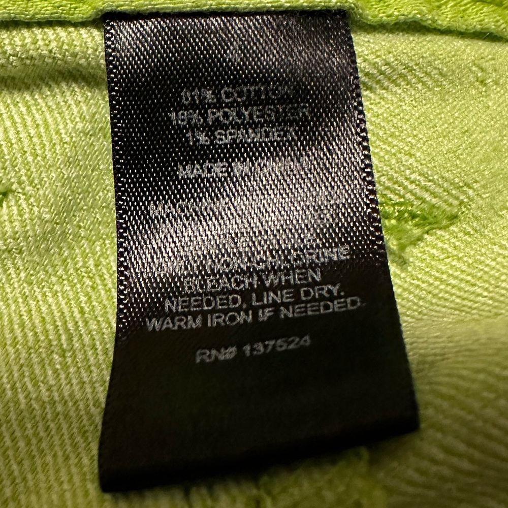 Express Green Shorts - Picture 4 of 5